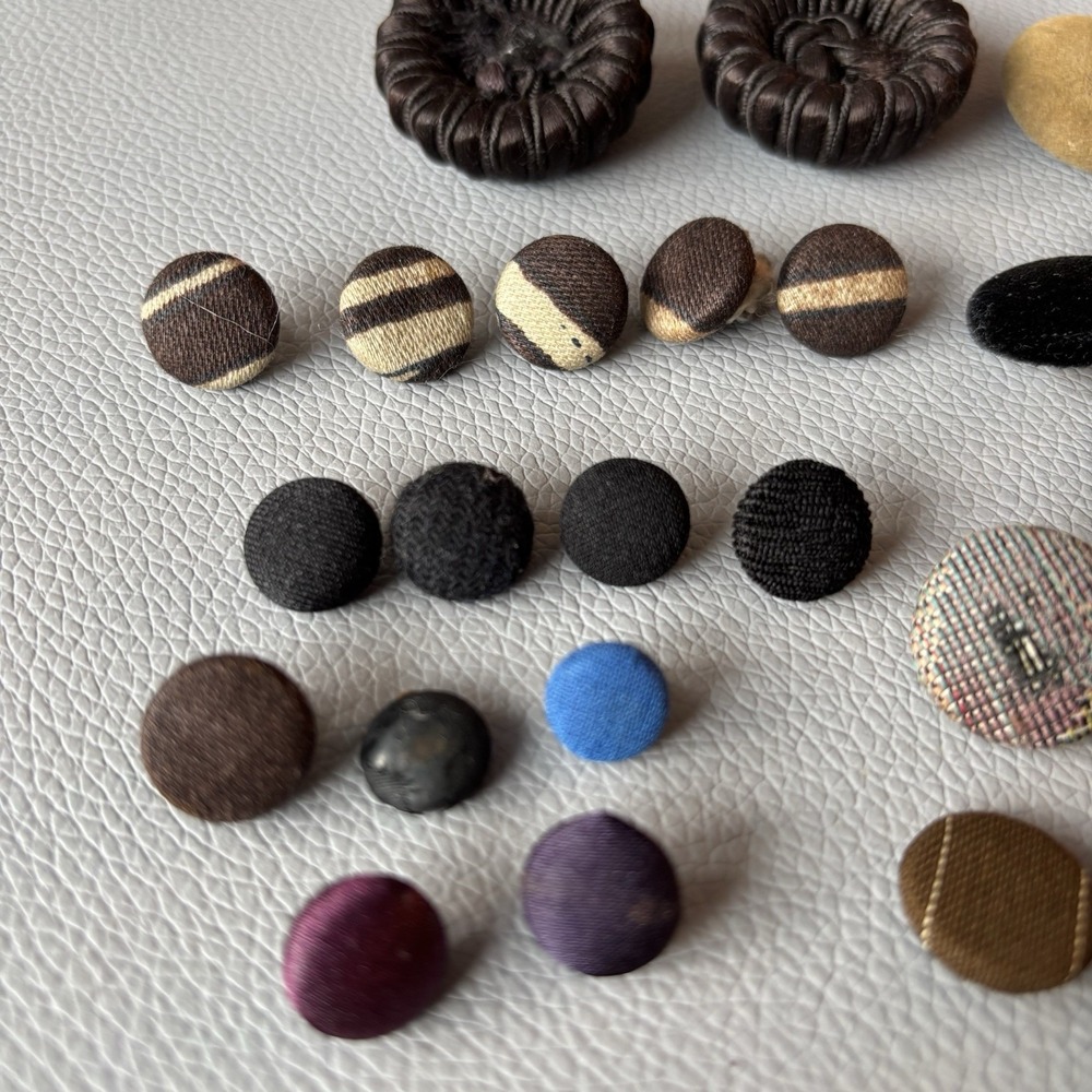 Vintage Fabric Covered Button Lot 1930s–50s Wool Tweed Satin & Thread Wrapped - Picture 2 of 16